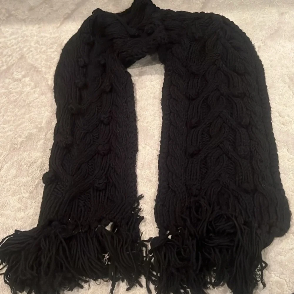 Jcrew Black Hand knit heavy scarf